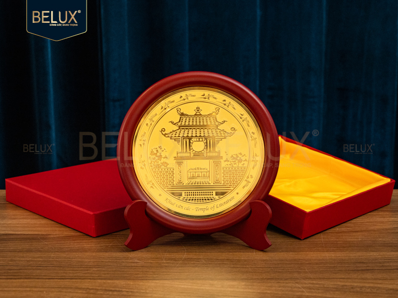 Mặt đĩa ăn mòn Khuê Văn Các bằng đồng